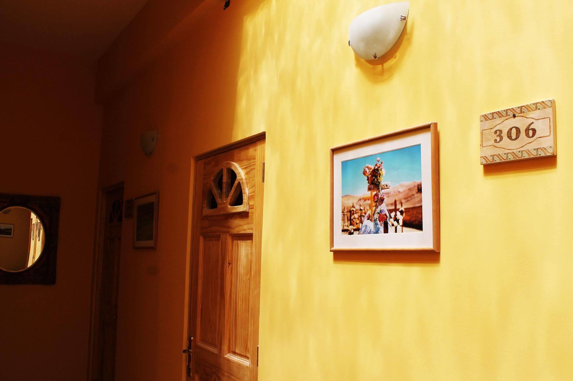Hotel Ayelen Express Calama Zewnętrze zdjęcie